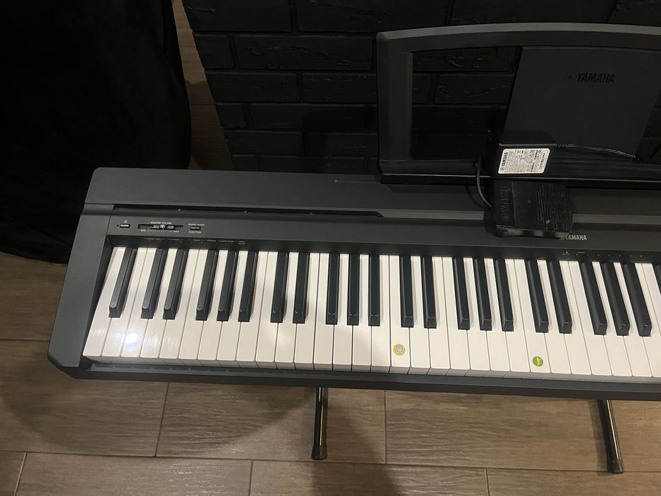 Yamaha p35 stage digital e piano + statyw