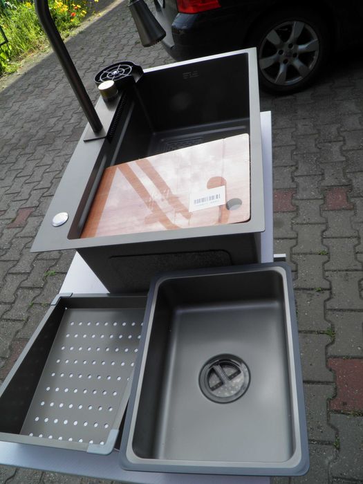 wypasiony zlewozmywak firmy MJ-MEJE