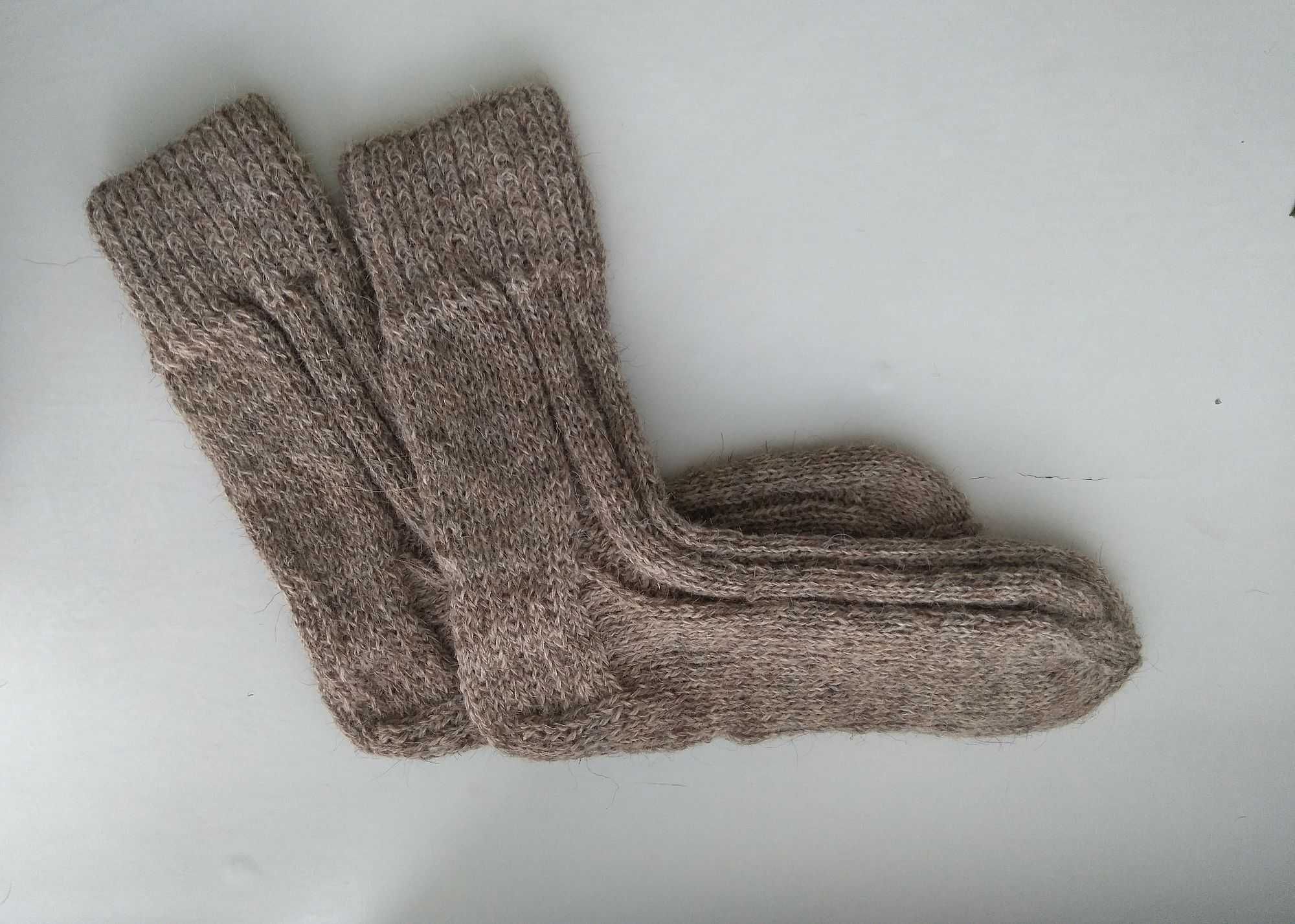 Носки из неокрашенной экологичной шерсти 43-44 размера