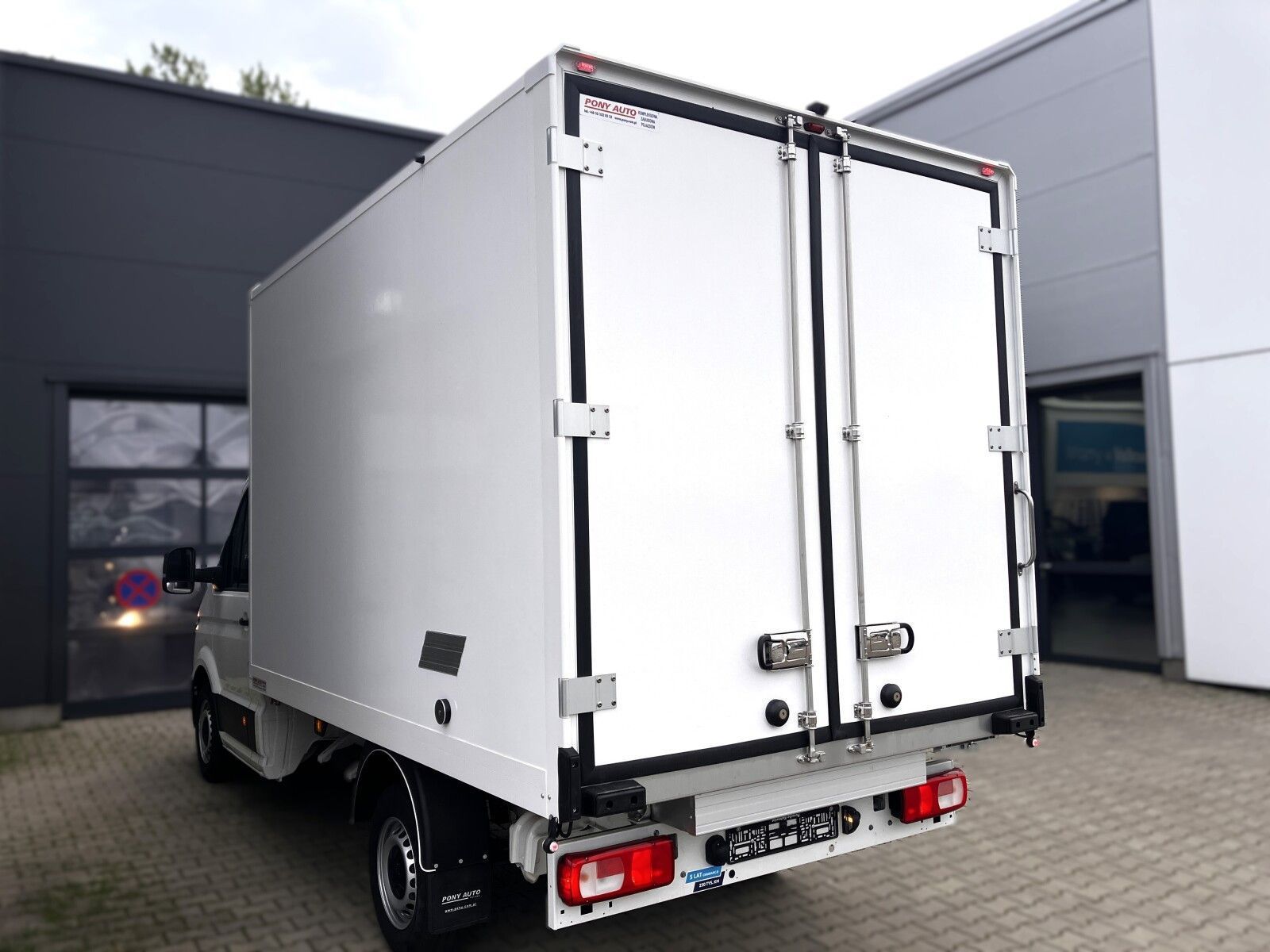 Volkswagen Crafter 35 2.0 TDI 163 KM L3H2 6bm 3m  IZOTERMA 163 KM Nowy Model 2025 Plac Ponad 100 pojazdów Leasing 106,9%