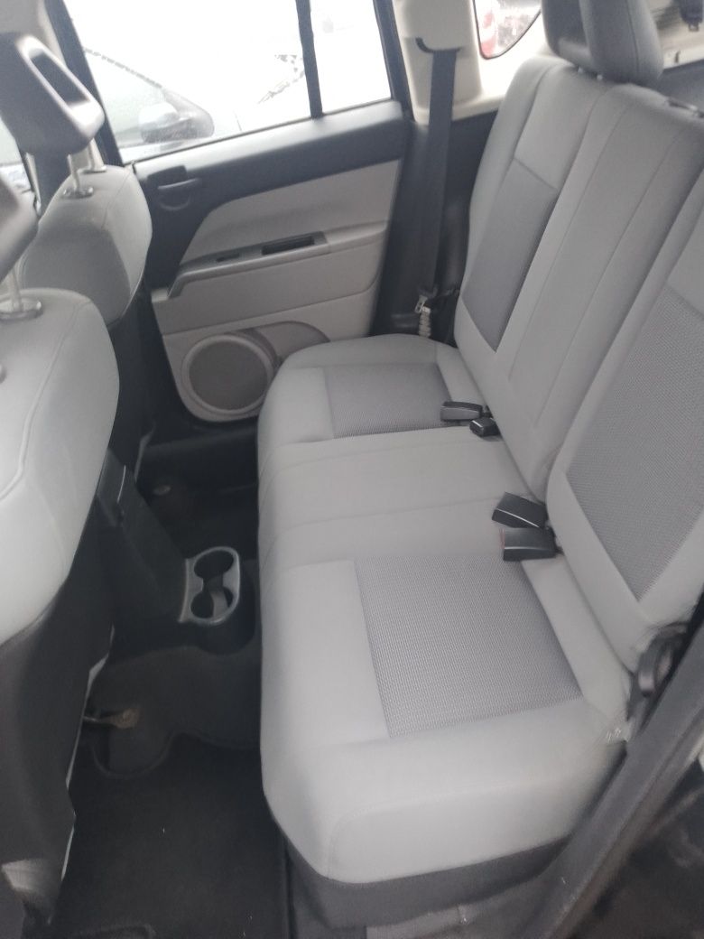 Jeep Compass Drzwi kompletne stan bdb możliwość wysyłki