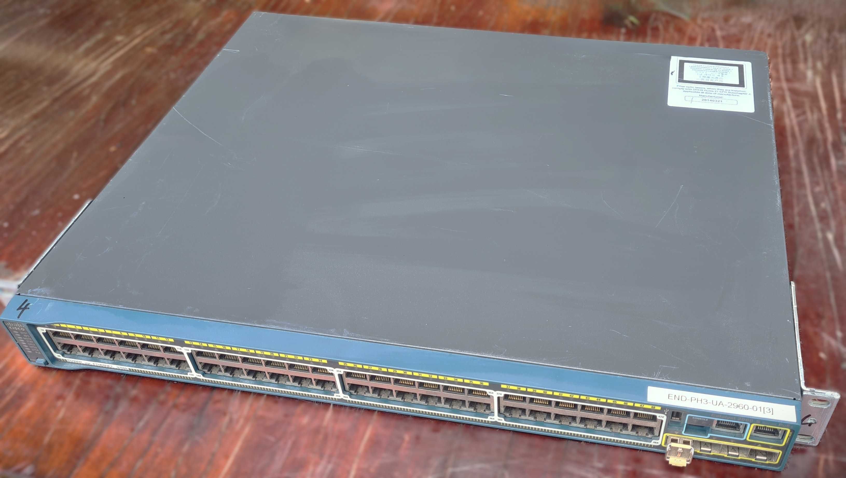 Коммутатор Cisco Catalyst 2960-S series PoE+ (гігабітний)