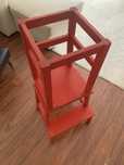 Torre aprendizagem Montessori DIY