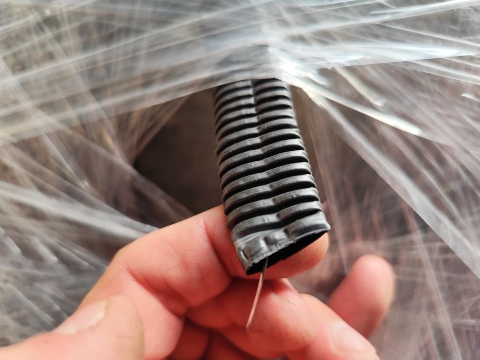 Труба ПВХ гнучка гофрована Monoflex 16 мм