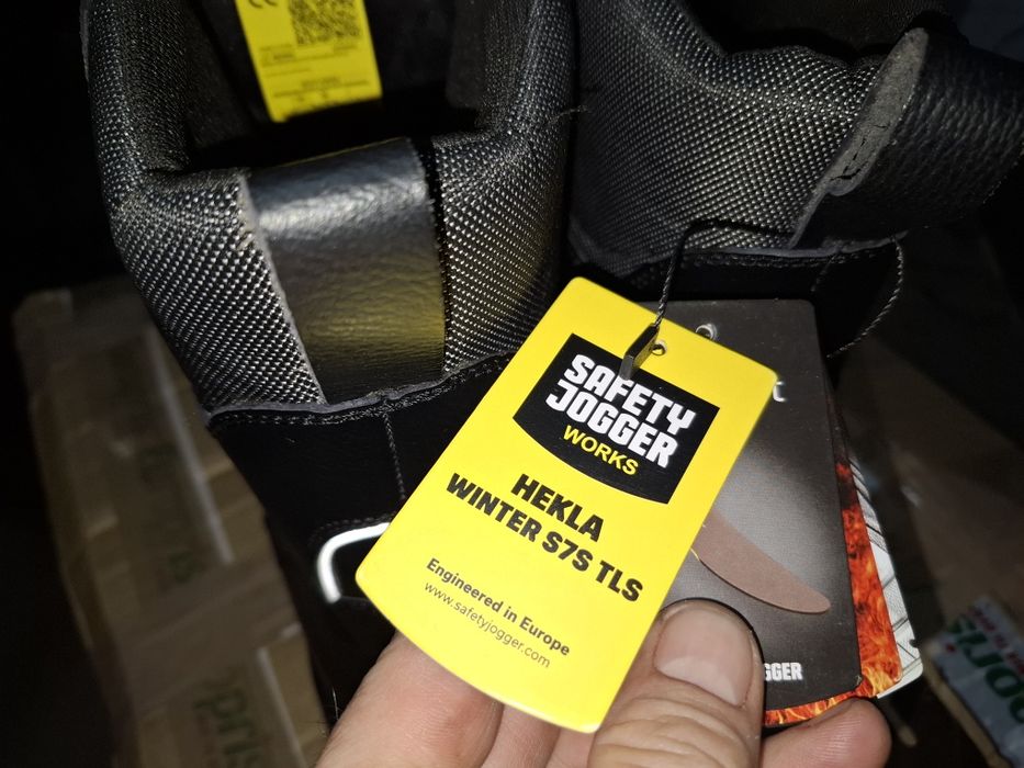 Zimowe buty robocze Safety Jogger HEKLA S7S TLS. R.44