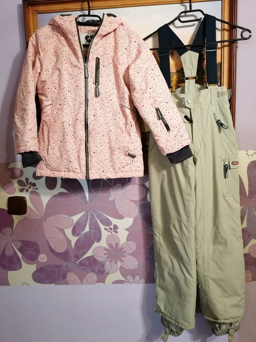 Kombinezon zimowy dziewczęcy dwuczęściowy roz 122 /128