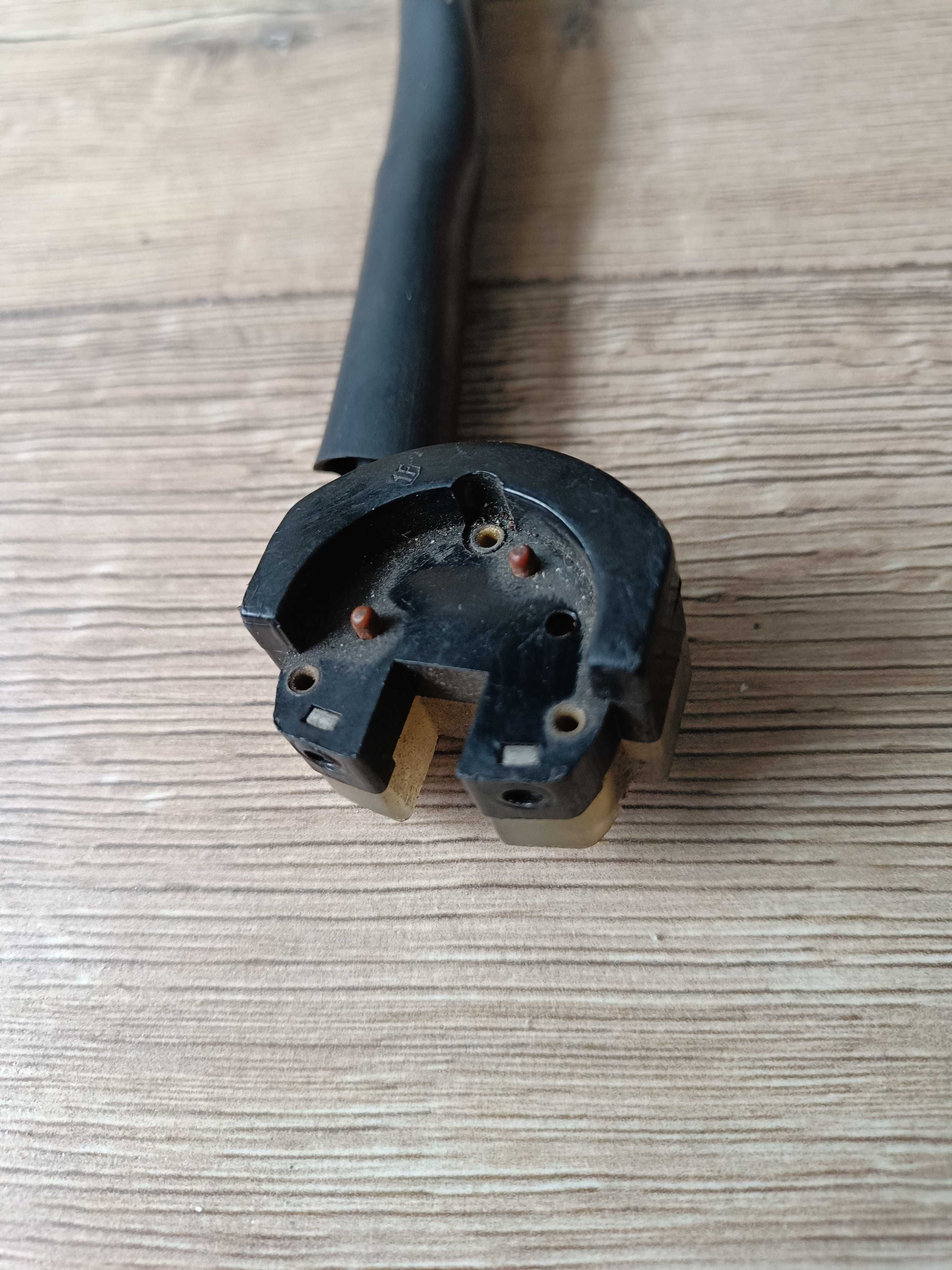 Kostka stac, 3 pin 126 STD