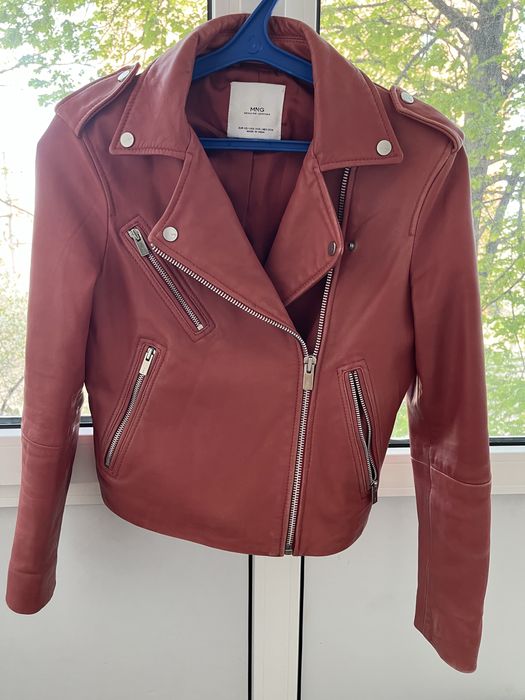 Кожанная куртка, пиджак Mango