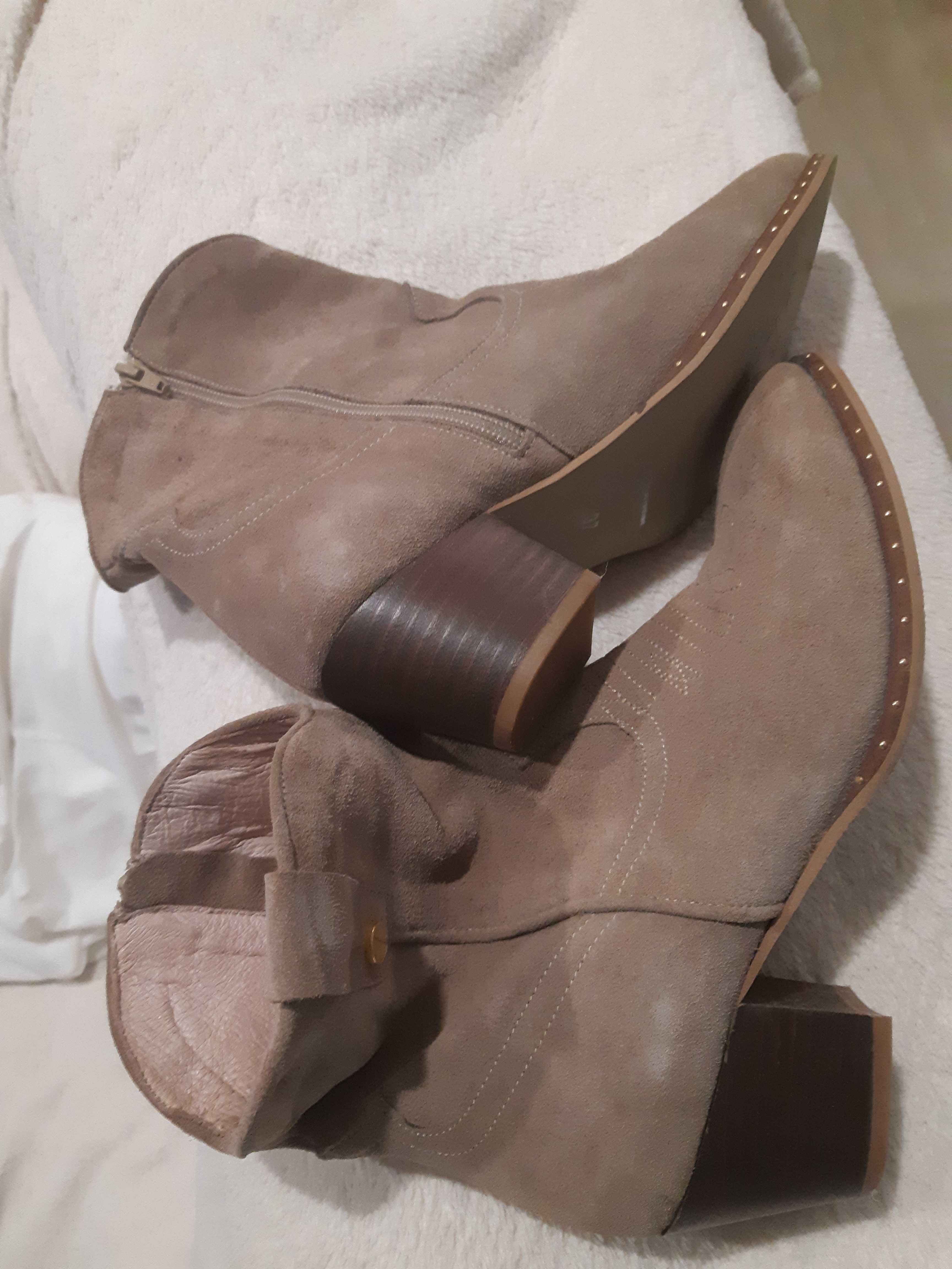 Vendo Botas (Usadas 2x como Novas) Tamanho 37 Calça Pequeno