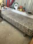 Banco sofa tigrado