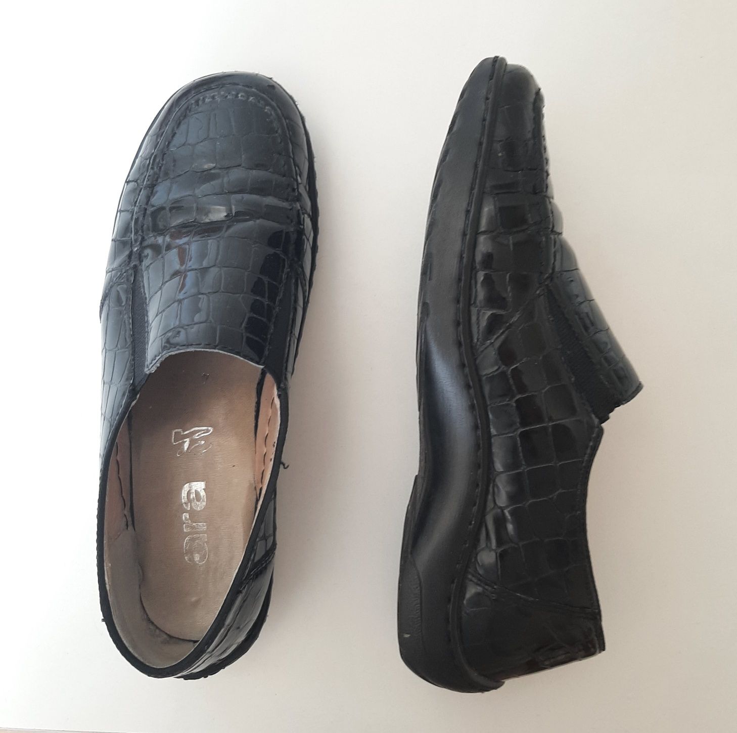 Skorzane Mokasyny buty wsuwane ara 38