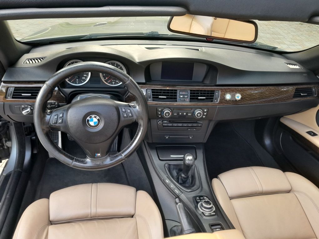 Bmw m3 e93 cabrio v8 420 koni