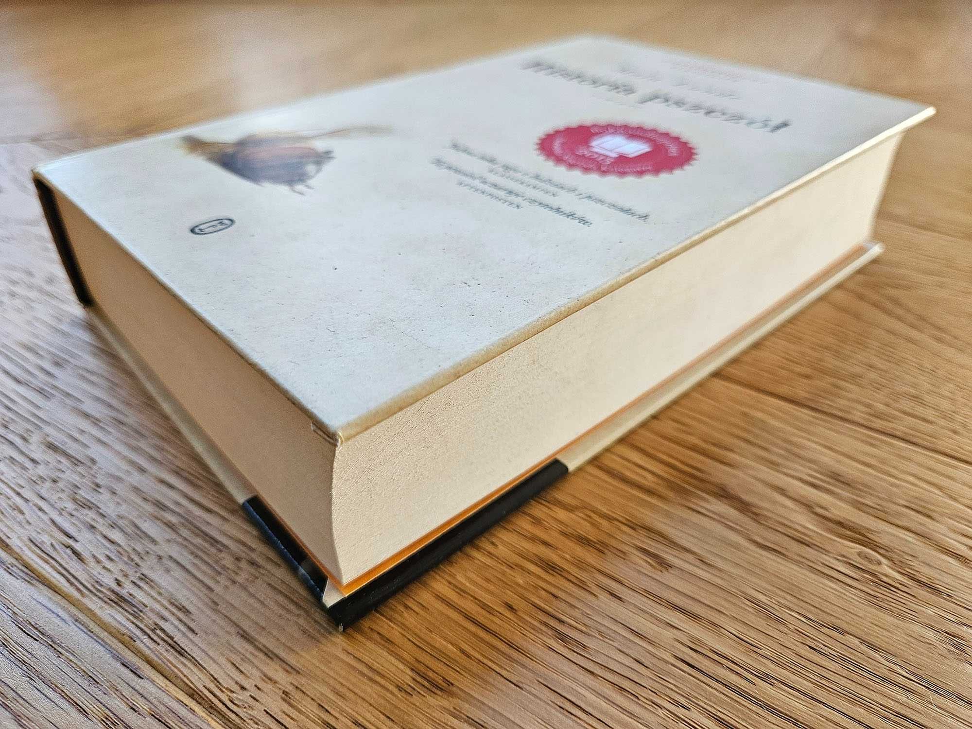 Sprzedam książkę "Historia pszczół" Maja Lunde. Stan: prawie jak nowa.