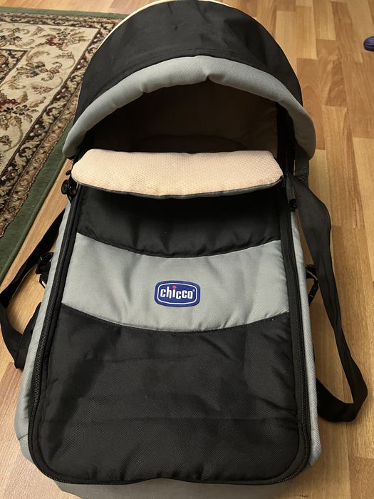 Люлька-переноска для малюка CHICCO