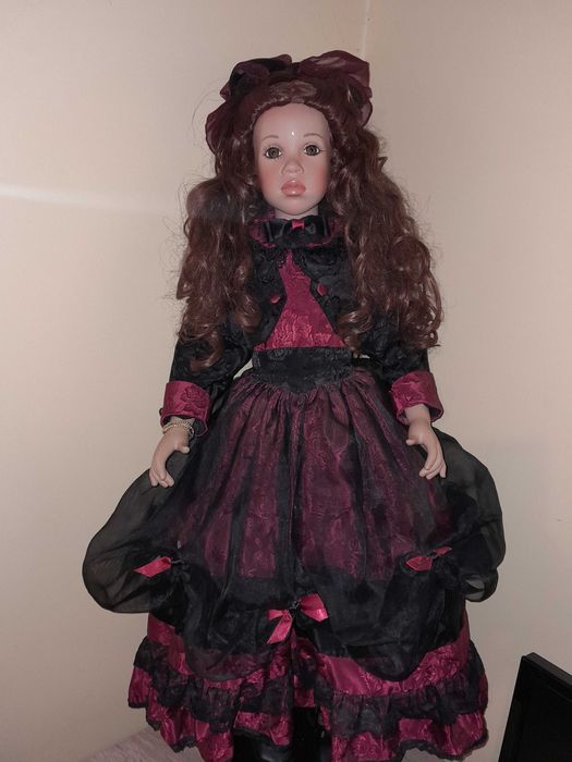 Lalka porcelanowa Ruby Doll l
