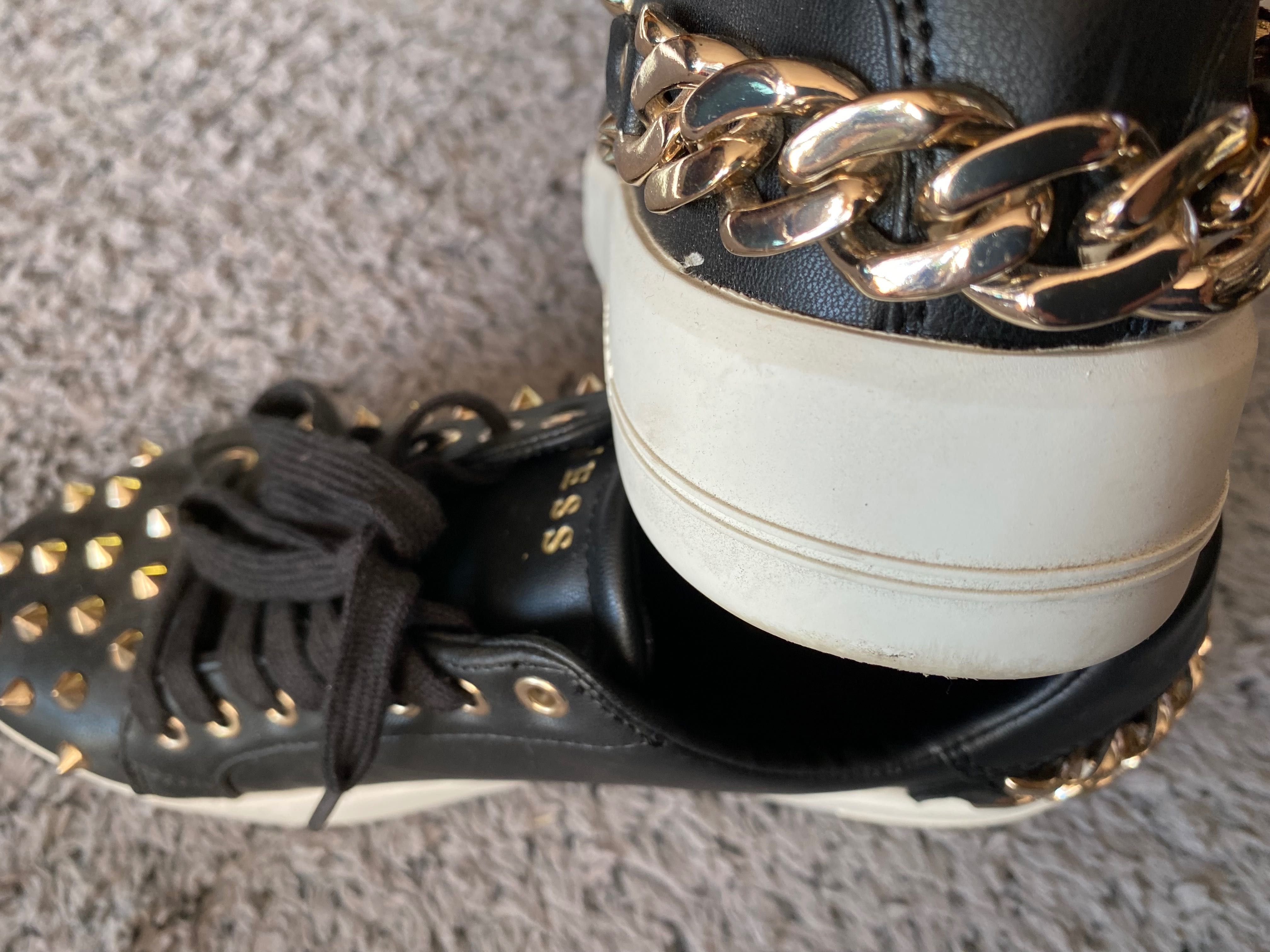 Buty Guess  oraz Converse ciekawe
