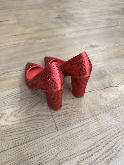 Nowe różowe fuksjowe cekinowe czółenka buty na obcasie 36 Ideal Shoes