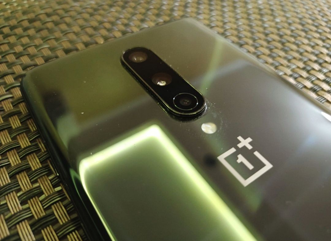 OnePlus 8/8 128.