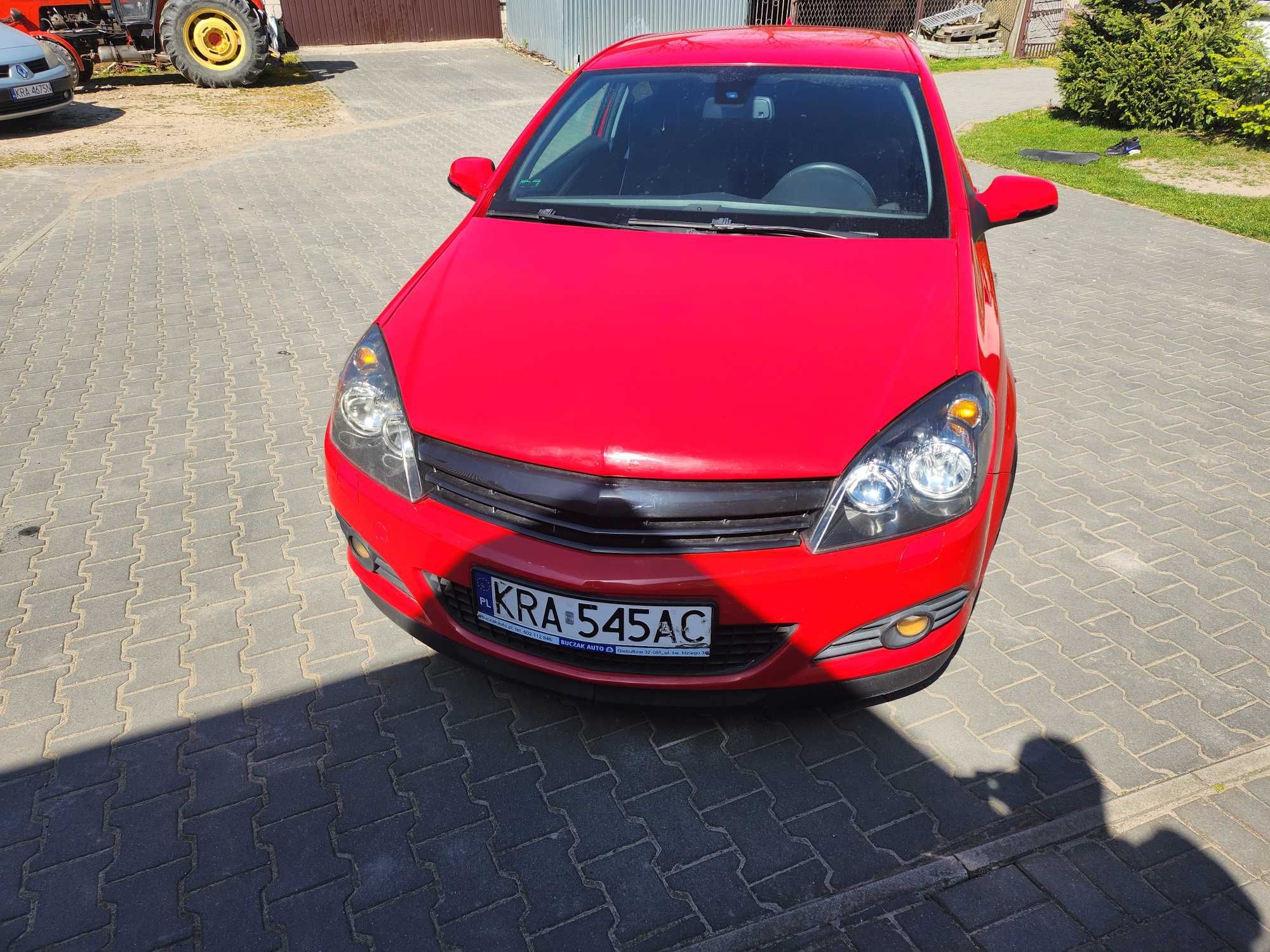 Astra H GTC 2007r navi klimatronik zadbana