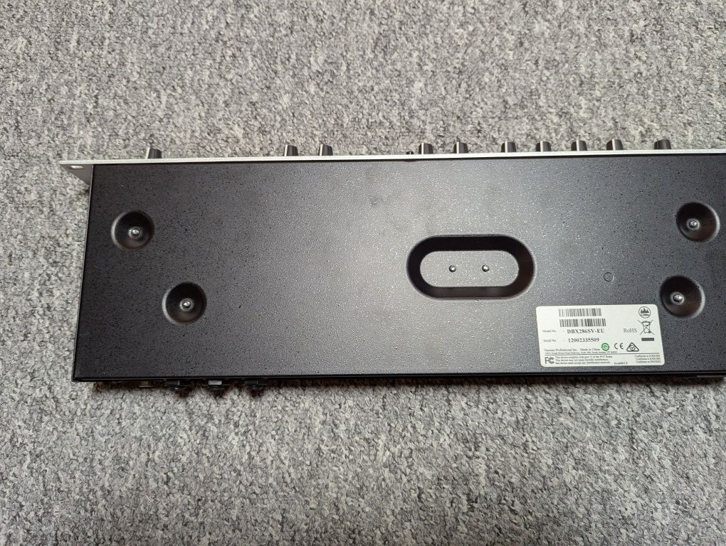 DBX 286s Przedwzmacniacz kompresor deesser gate
