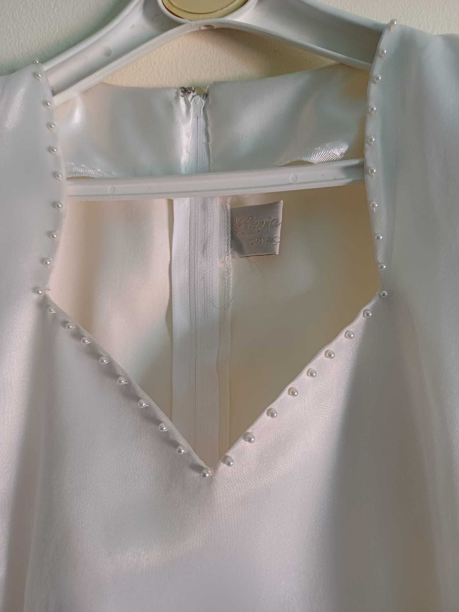 Vestido de noiva curto, com ou sem jaqueta