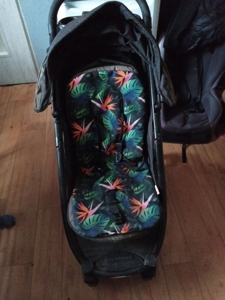 Wózek spacerowy joie