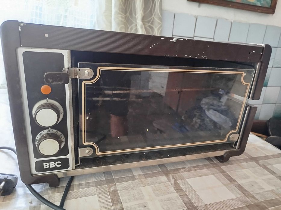 Духова піч з барбекю, духовка