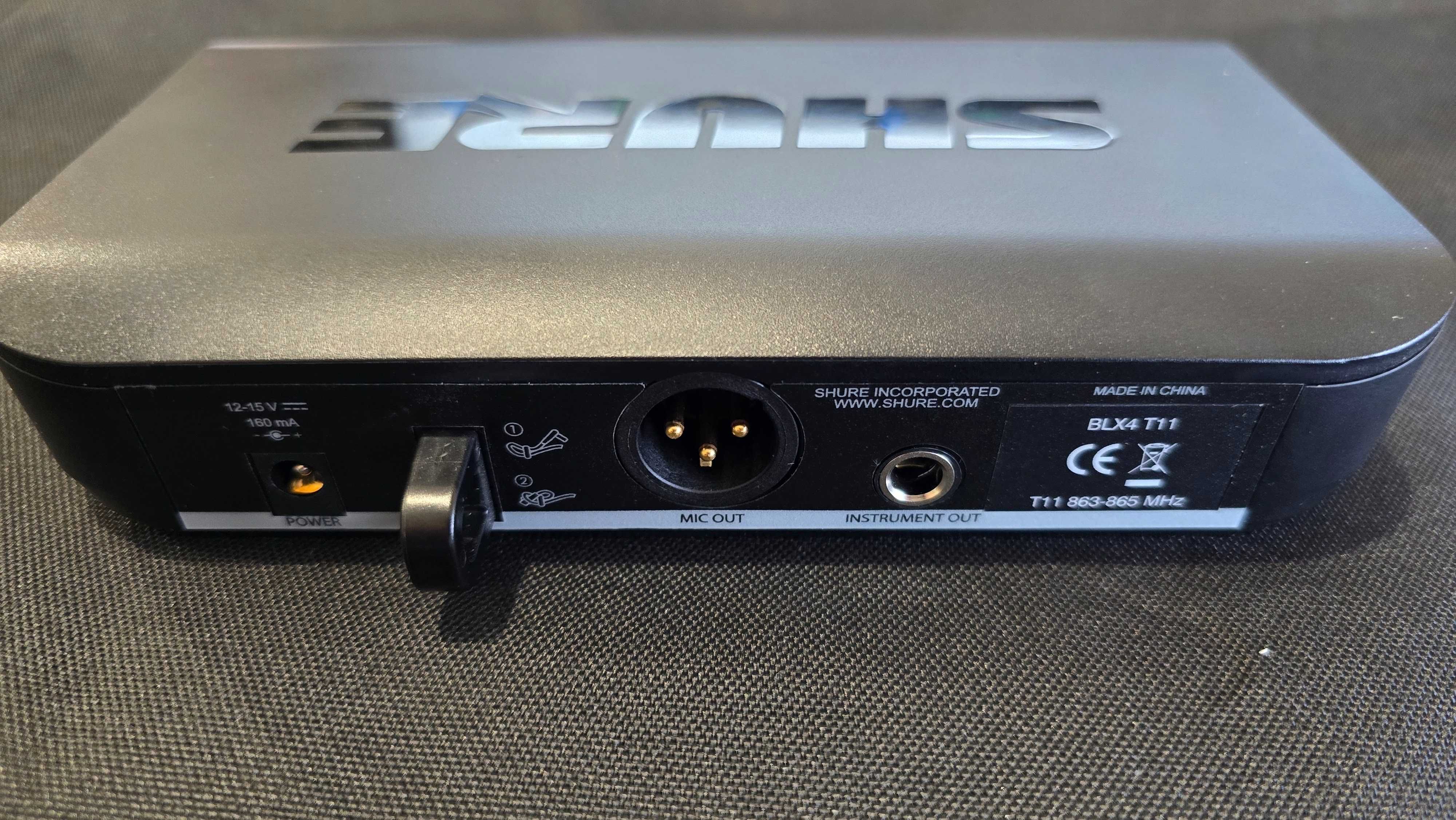 SHURE BLX4 - odbiornik mikrofonu bezprzewodowego