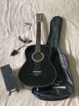 Gitara z akcesoriami