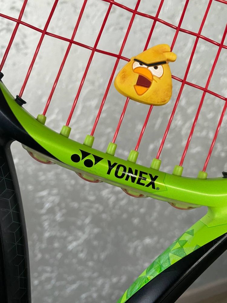 Ракетка Yonex Ezone 100