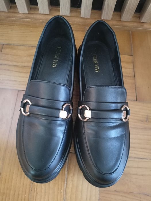 Czarne mokasyny na platformie jak nowe