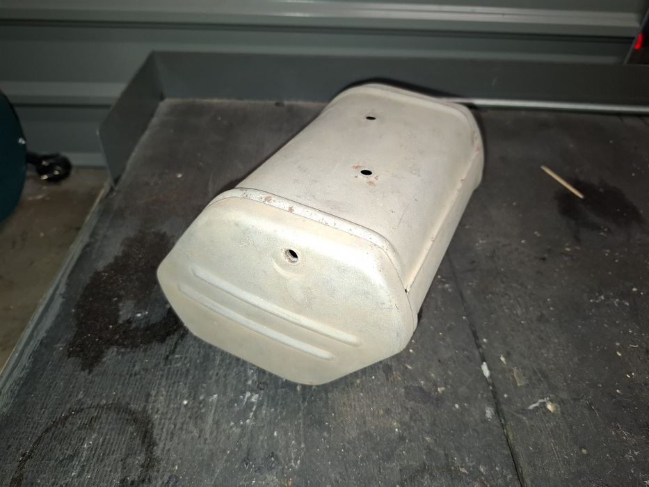 Puszka narzędziowa jawa mustang (narzędziówka)