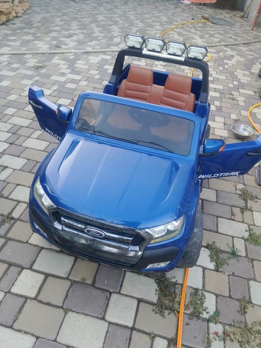 Продам Электромашинку