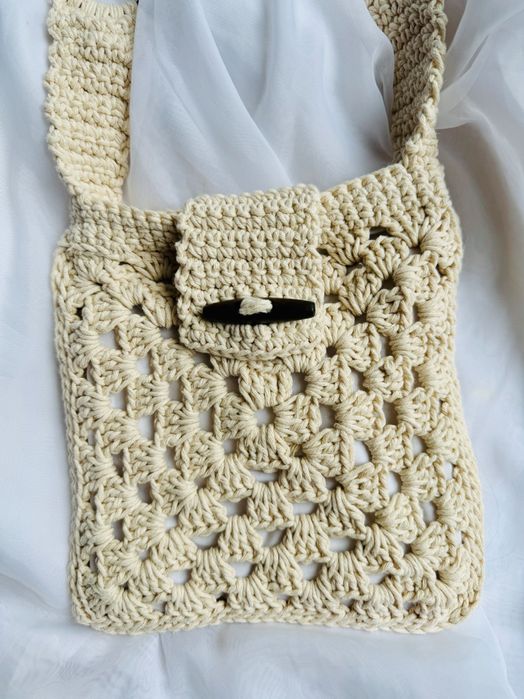 Ręcznie robiona torebka na szydełku — boho, bawełniana, unikatowa