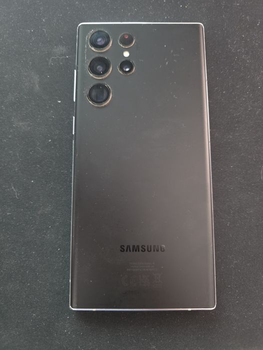 Seguem para venda dois S22 Ultra