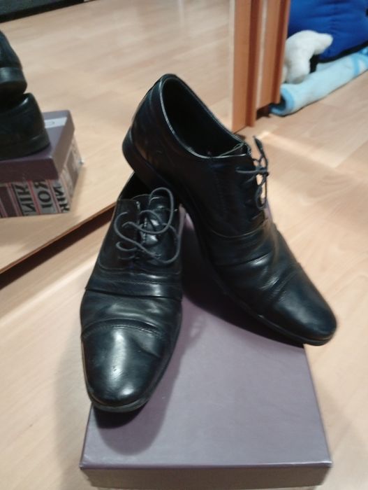 Elagandzkie czarne buty do garnituru 41