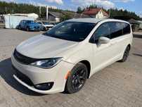 Chrysler Pacifica 2019 Chrysler Pacifica S - W POLSCE, po opłatach i akcyzie