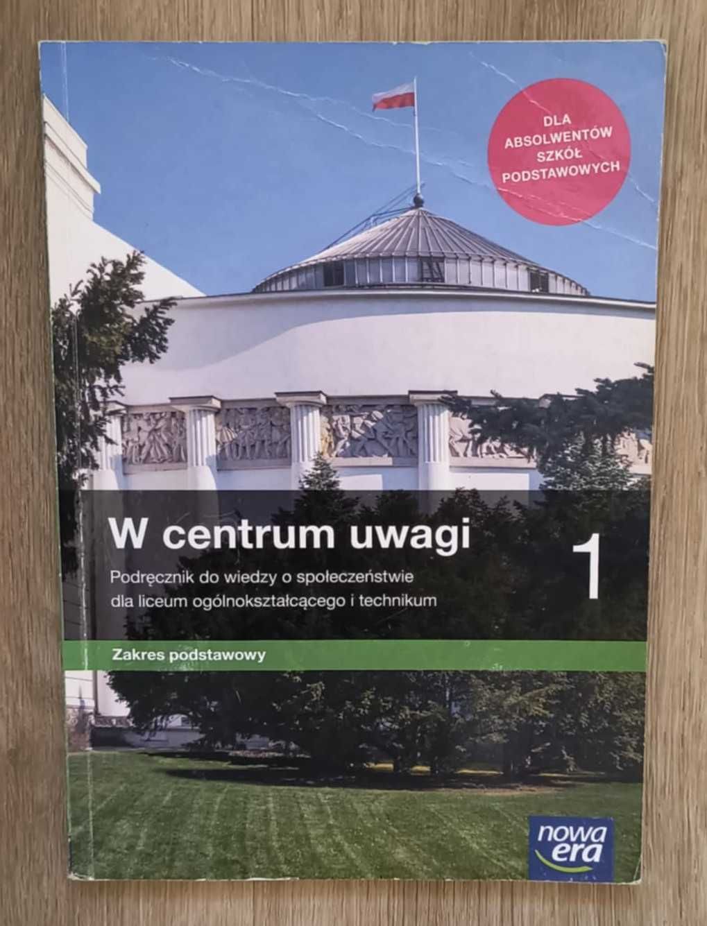 W Centrum Uwagi - Podręcznik - Zakres Podstawowy.
