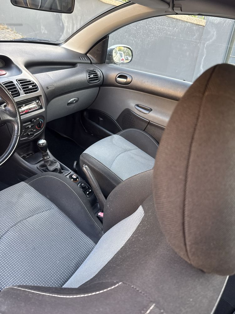 Peugeot 206 CC ano 2003