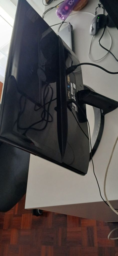 Monitor Full HD 24" IPS 75Hz - LG 24MP68VQ