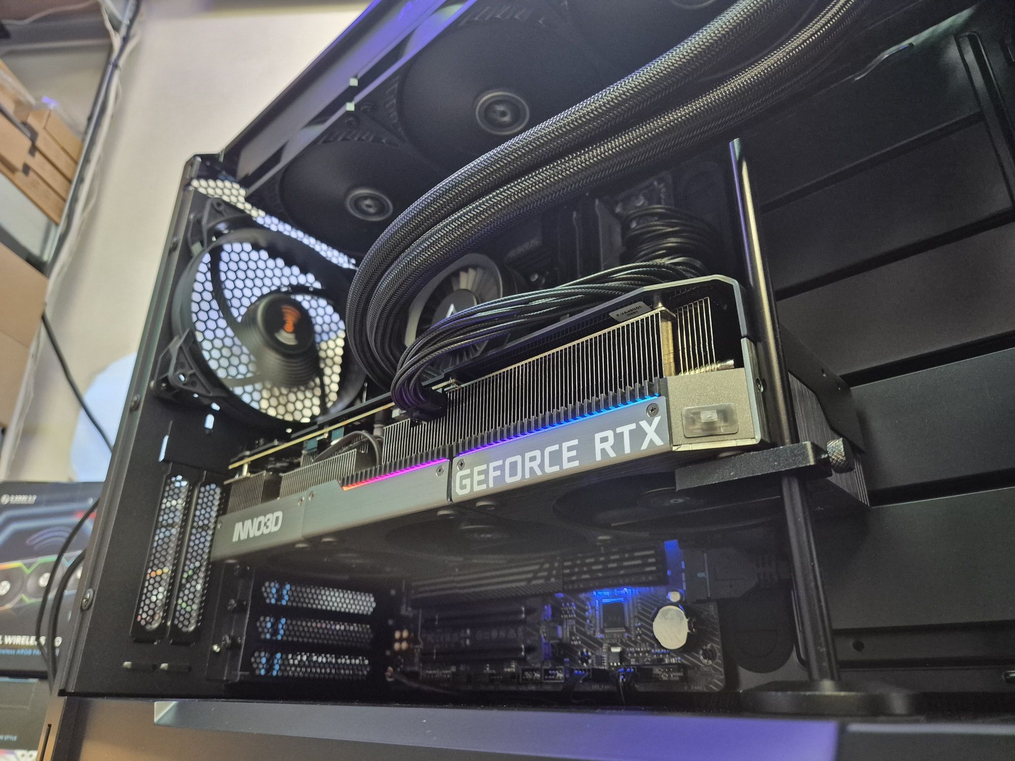 Gaming PC Ryzen 7 7800X3D 32GB RTX 4080 2TB Windows 11 Pro BeQuiet