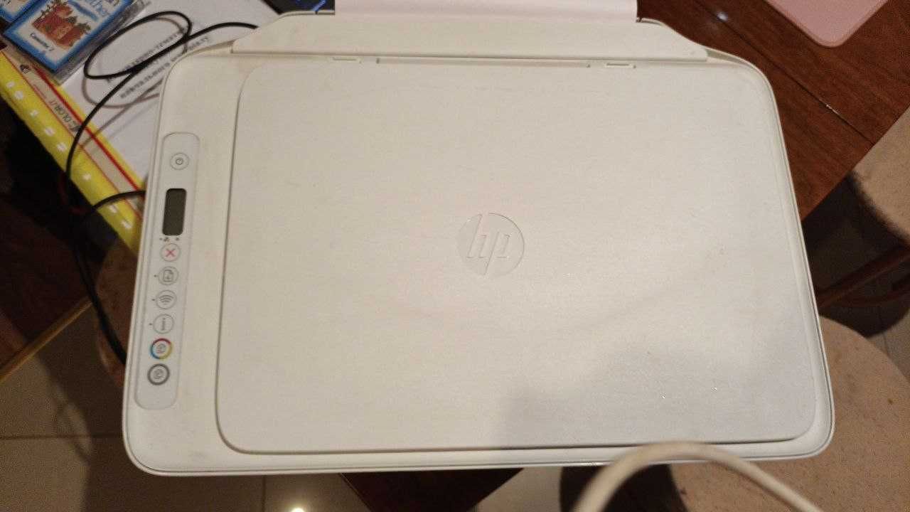 БФП HP DeskJet 2710