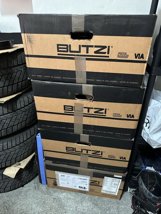 Jantes Butzi Apollo (Novas em caixa)
