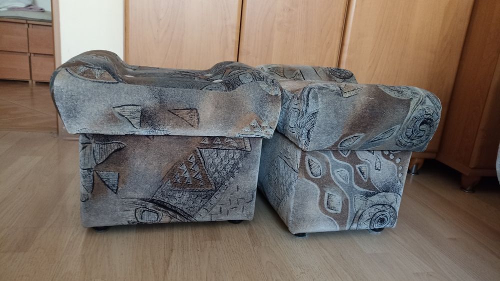 Pufy z PRL w bardzo dobrej kondycji