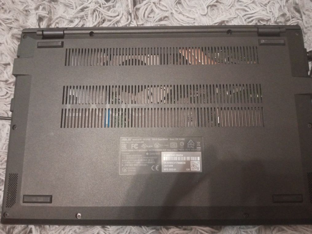 Asus EXPERTBOOK 14/отличное состояние