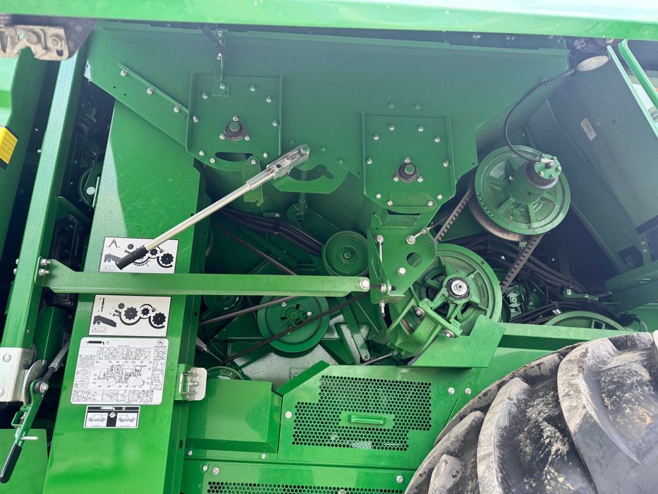 Зернозбиральний комбайн John Deere T670i 2022, 486/302 мот/год БЕЗ ЖАТ