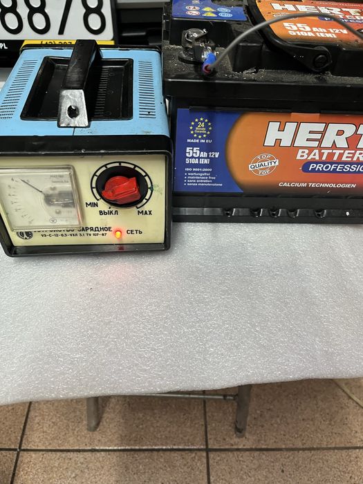 prostownik ruski rosyjski ZSRR ładowanie  12V 6.3 A skokowa regulacja