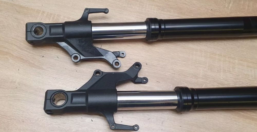 Yamaha FJR1300 13-25рік пір'я вилка