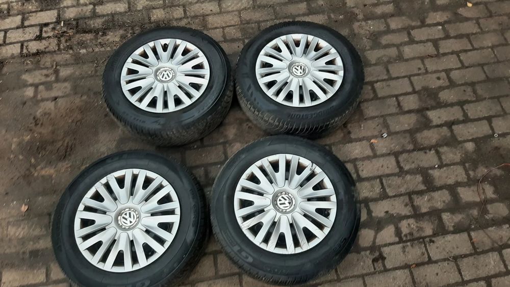 VW GOLF 6 TOURAN I 15 CALI FELGI STALOWE  OPONY ZIMOWE KAPSELKI