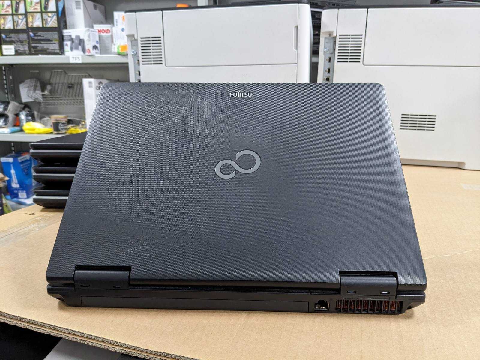 Fujitsu LIFEBOOK S752 , з чудовими батареями